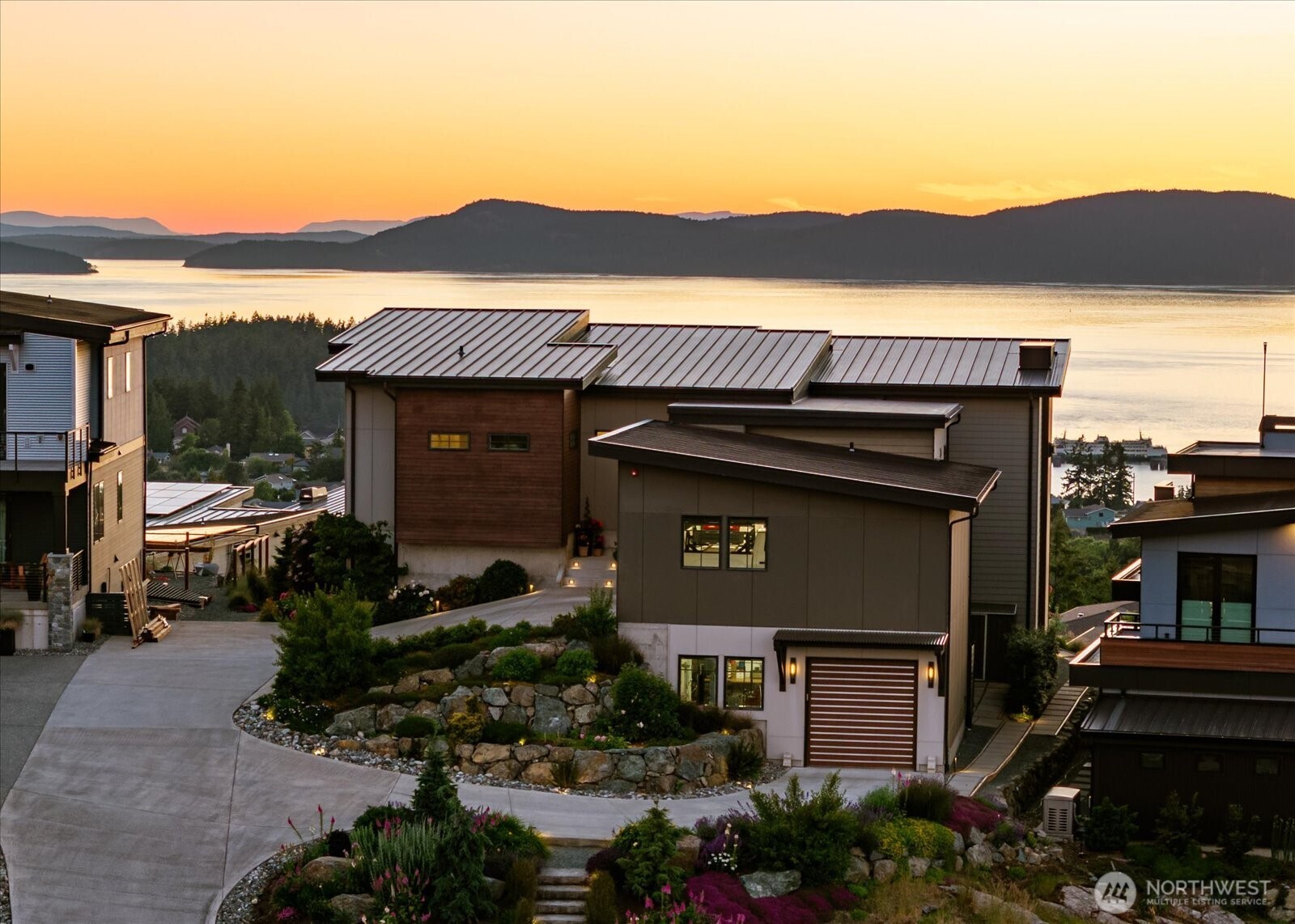 3945 Rock Ridge Parkway Property Photo 5