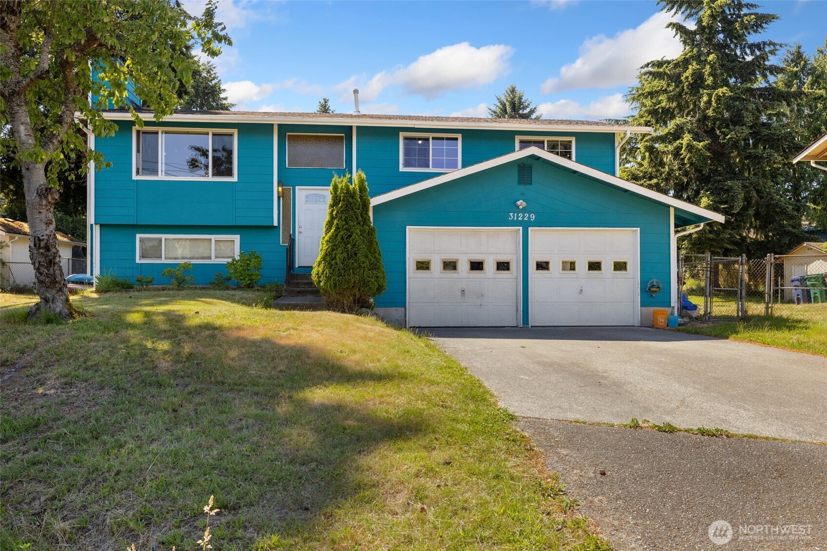 31229 10th Avenue Property Photo 1