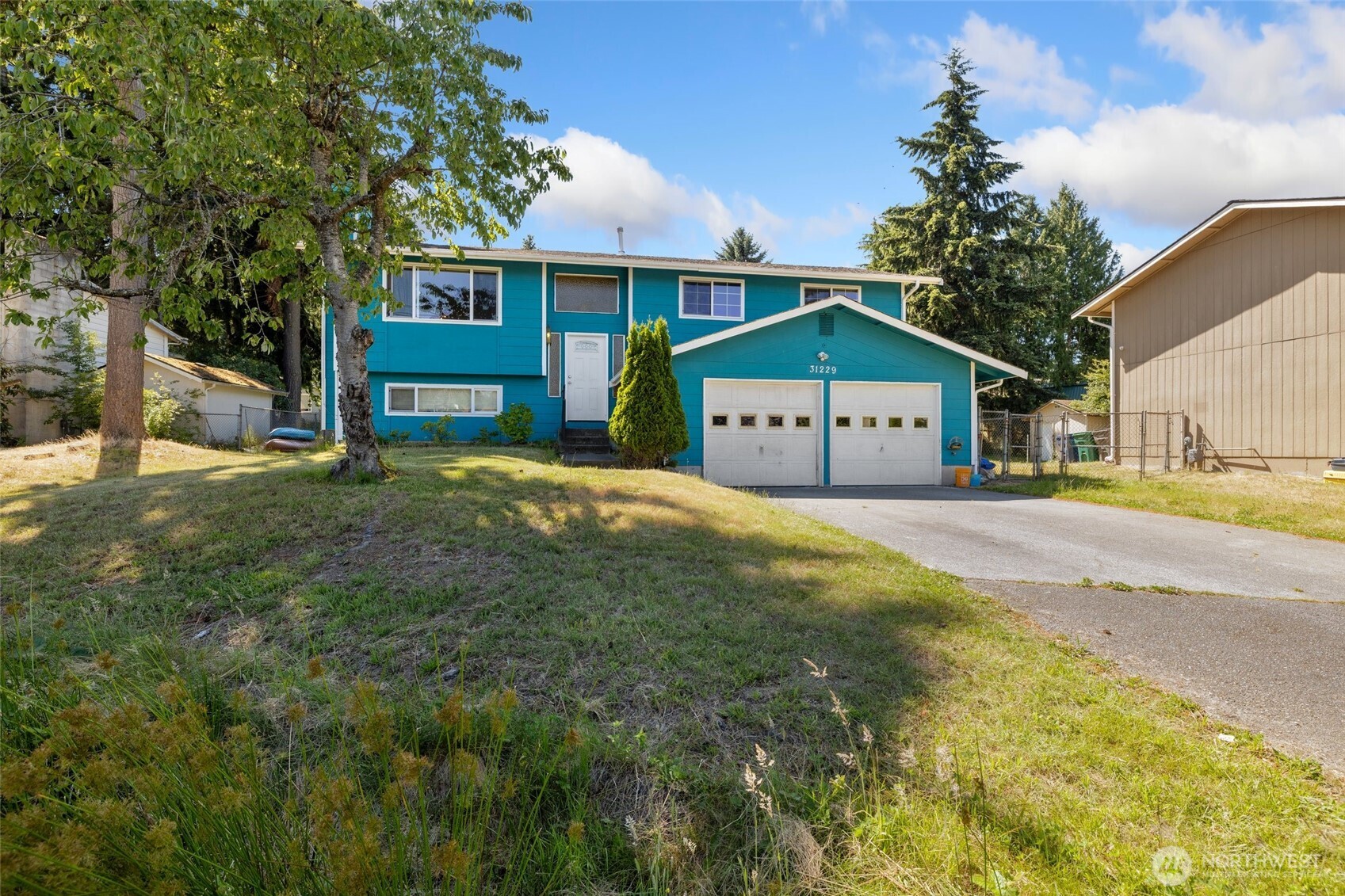 31229 10th Avenue Property Photo 2
