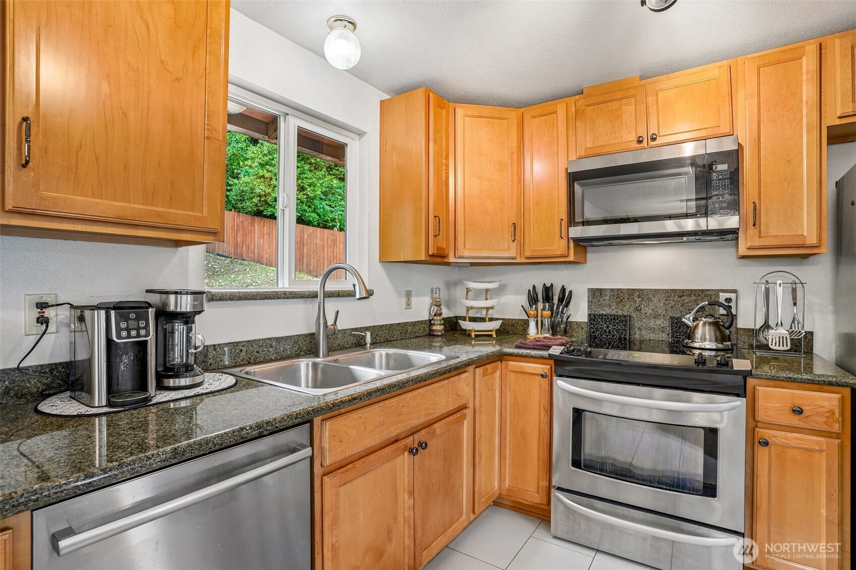 553 S 111th Street Property Photo 14