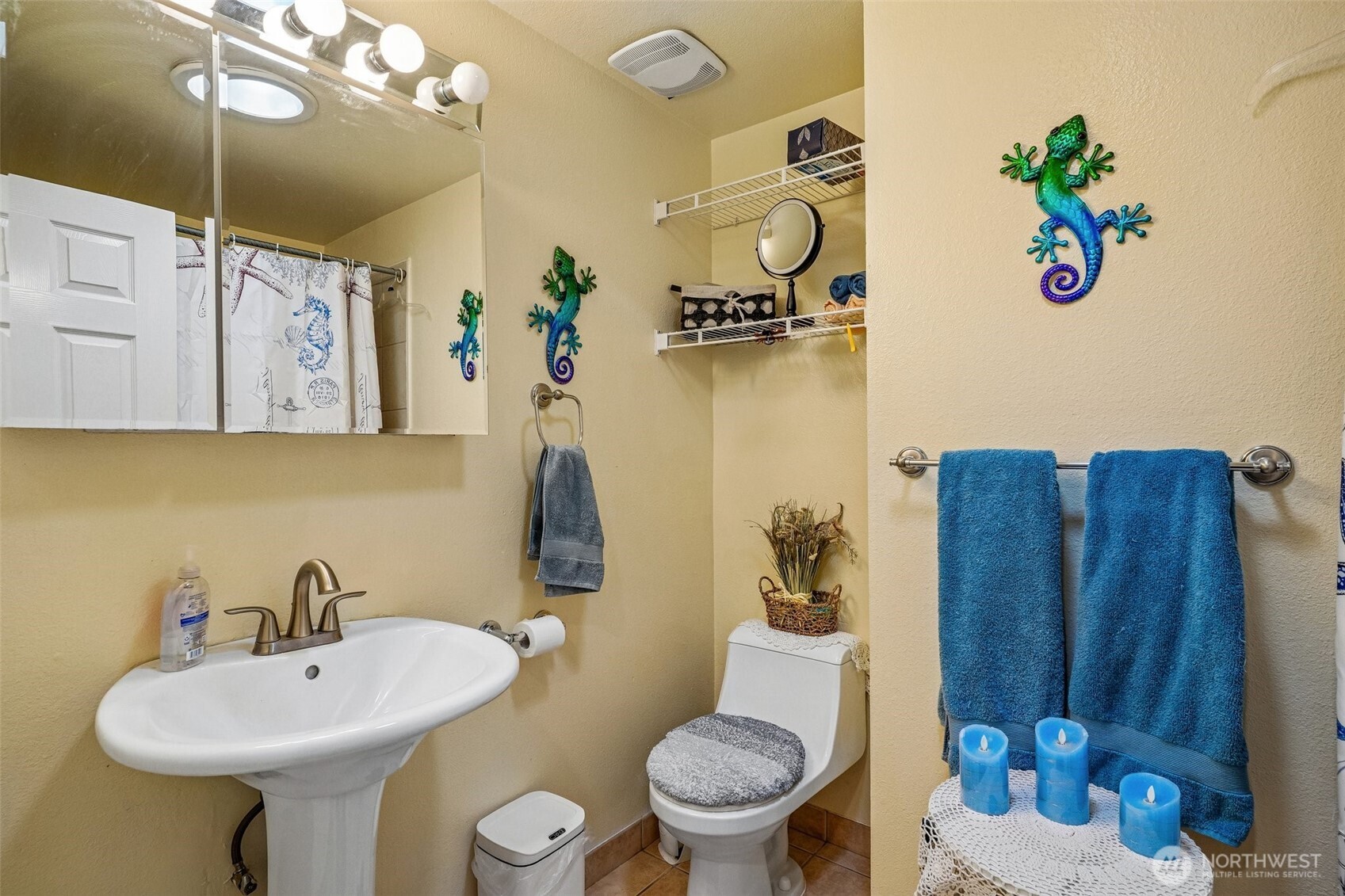 553 S 111th Street Property Photo 17