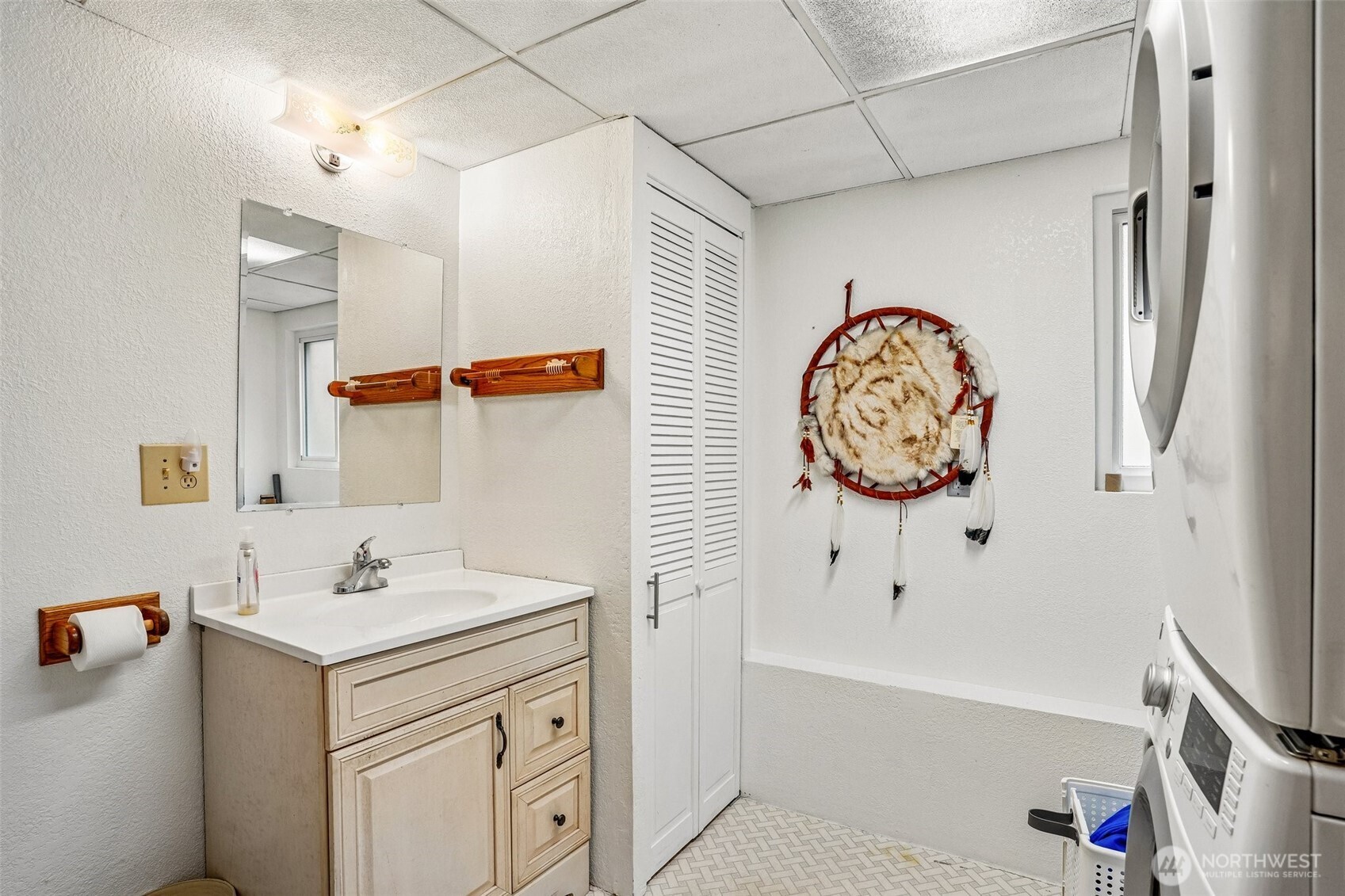 553 S 111th Street Property Photo 28