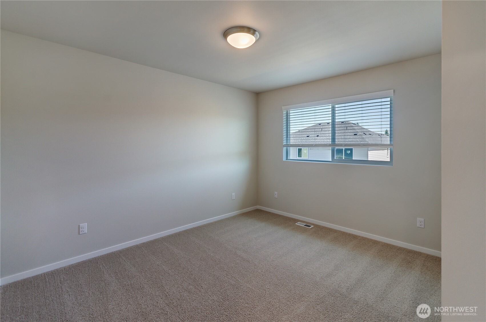 18216 37 Avenue Ct Property Photo 24