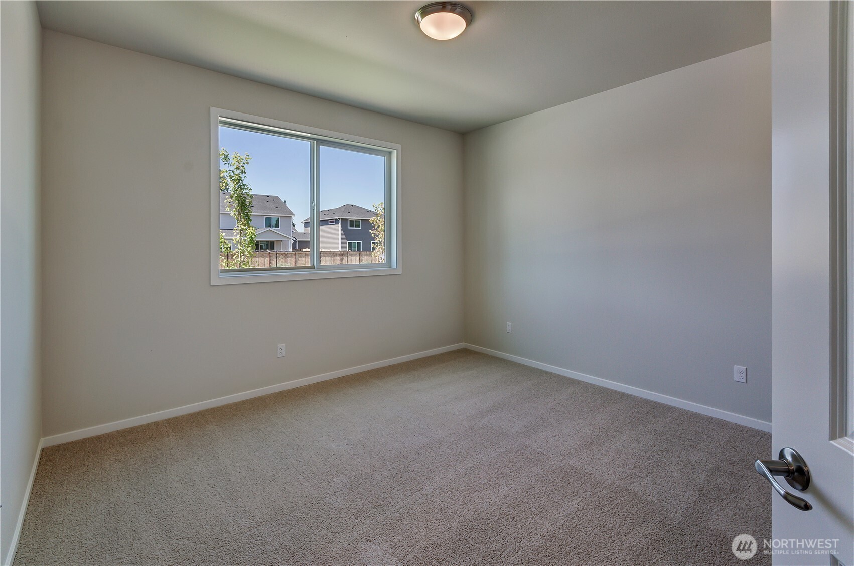 18216 37 Avenue Ct Property Photo 26
