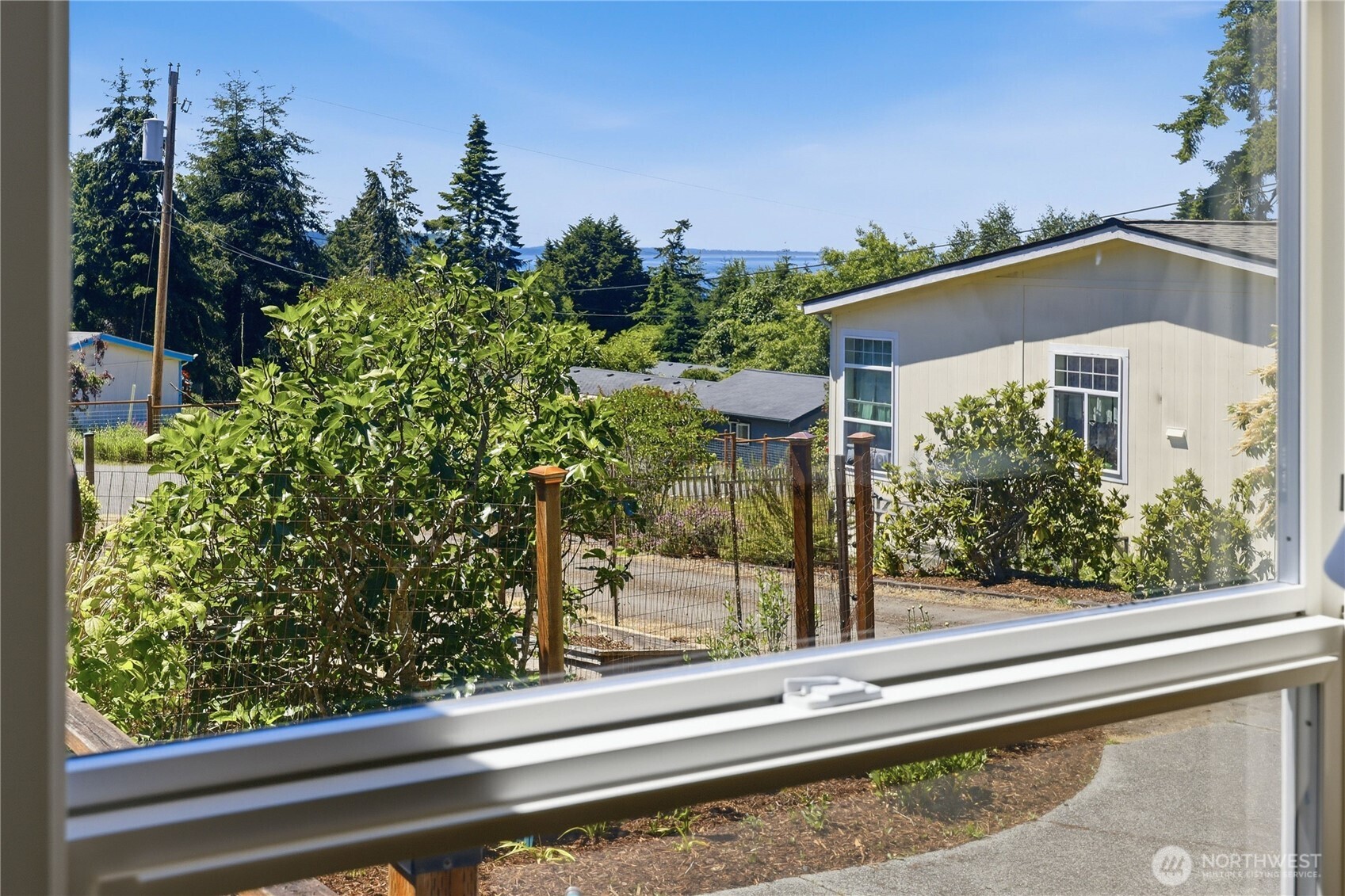 81 Alder Drive Property Photo 8
