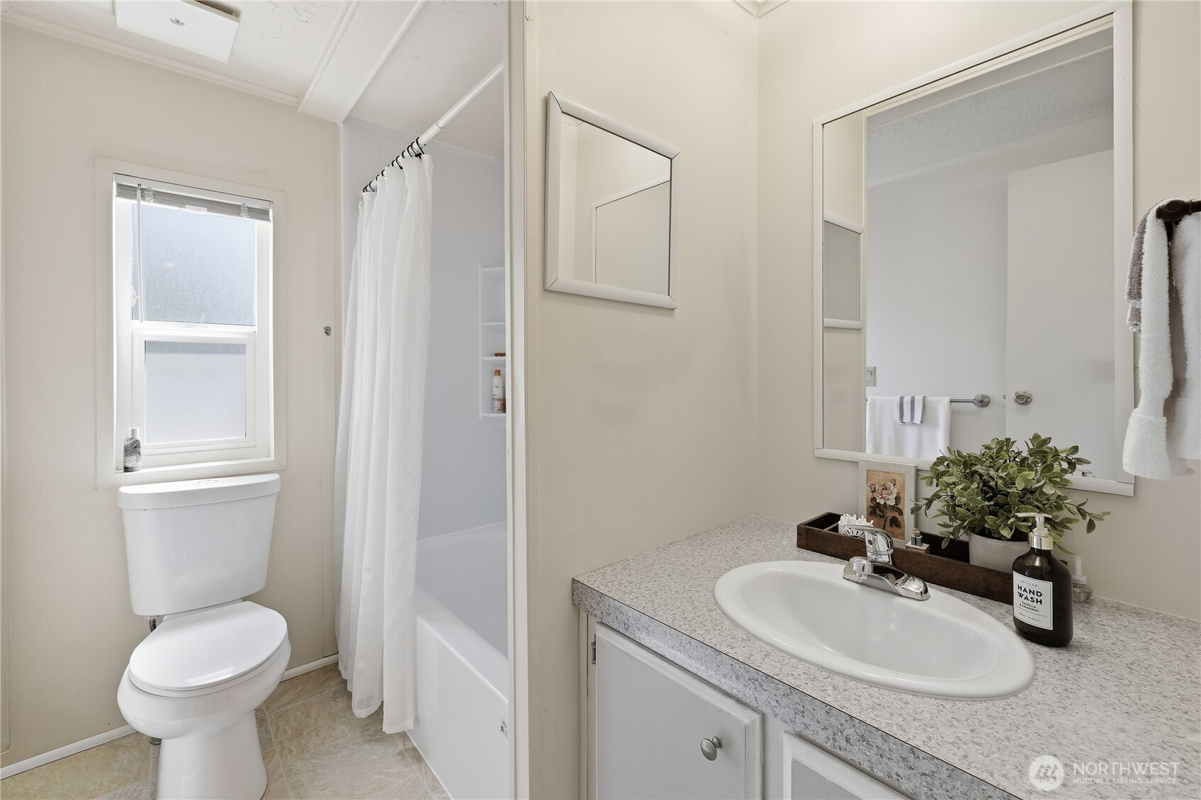 81 Alder Drive Property Photo 22