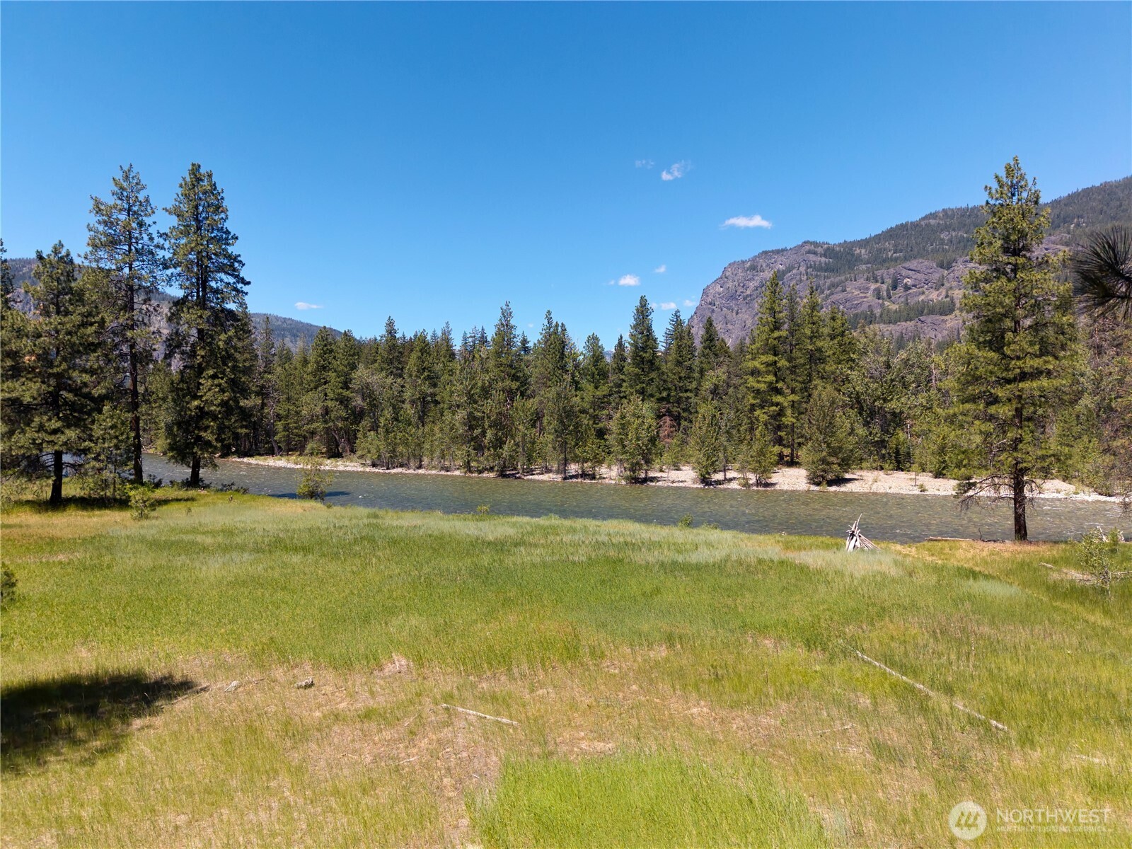 65 Mazama Pines Lane Property Photo 30
