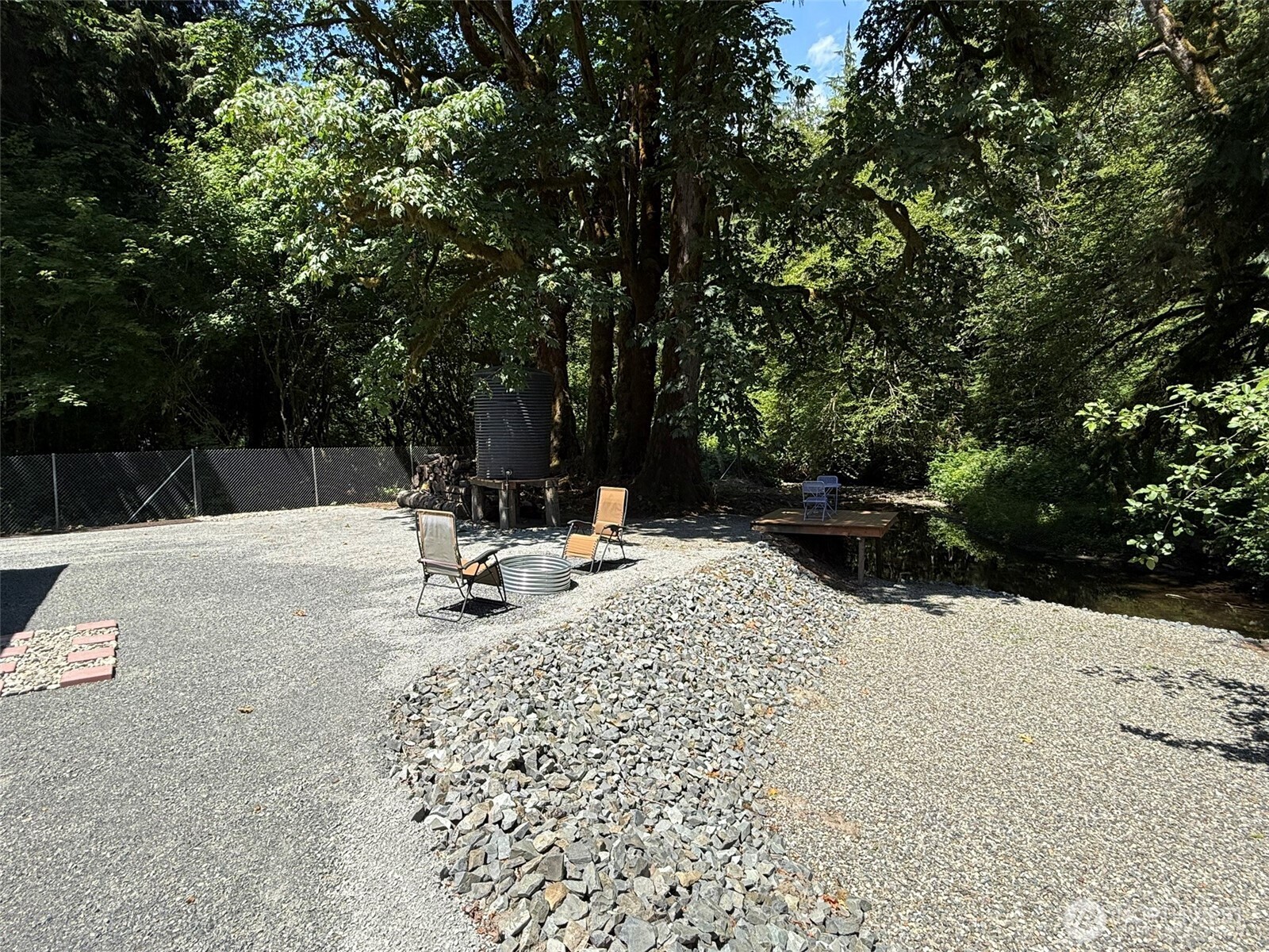 22829 N River Drive Property Photo 6