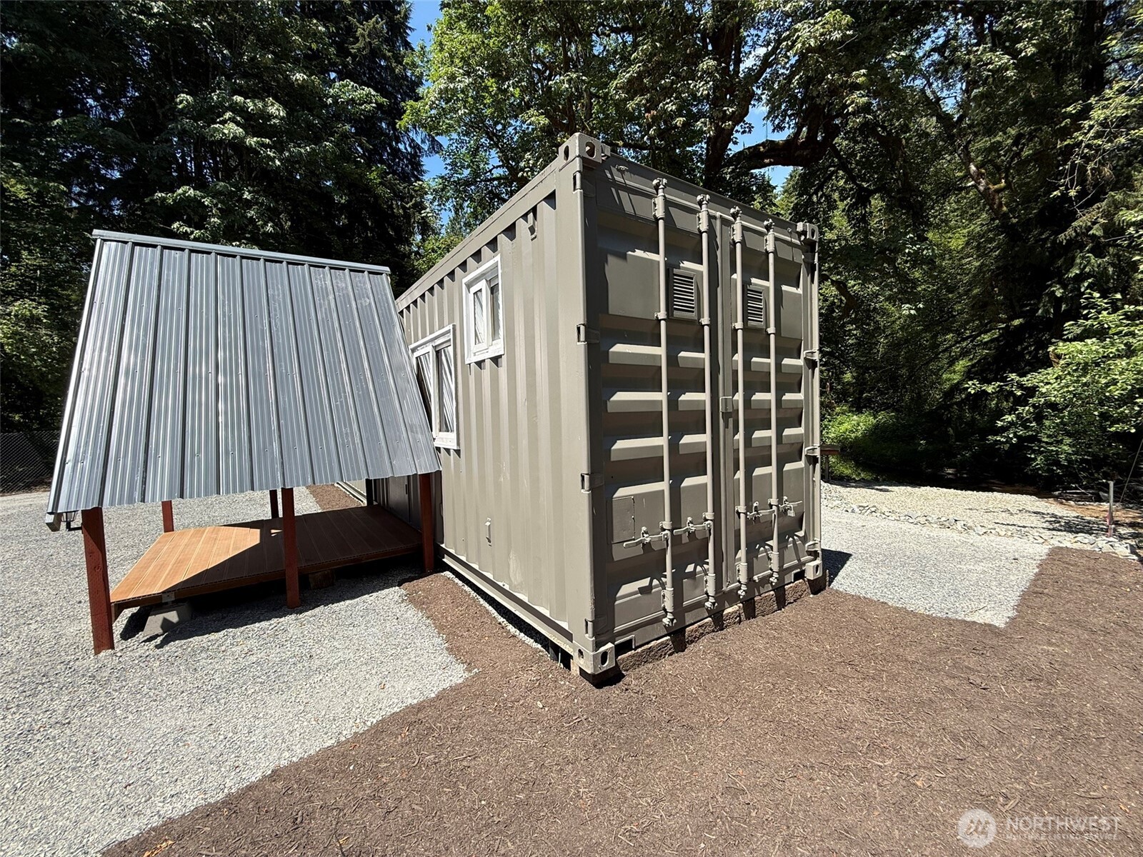 22829 N River Drive Property Photo 12