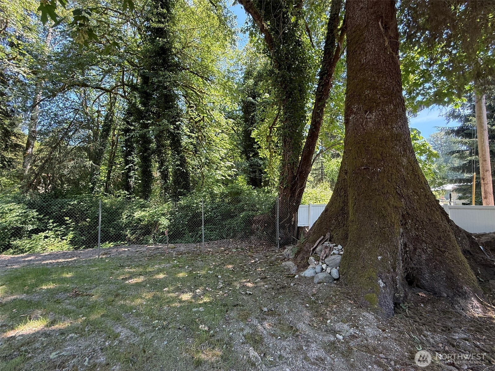 22829 N River Drive Property Photo 16