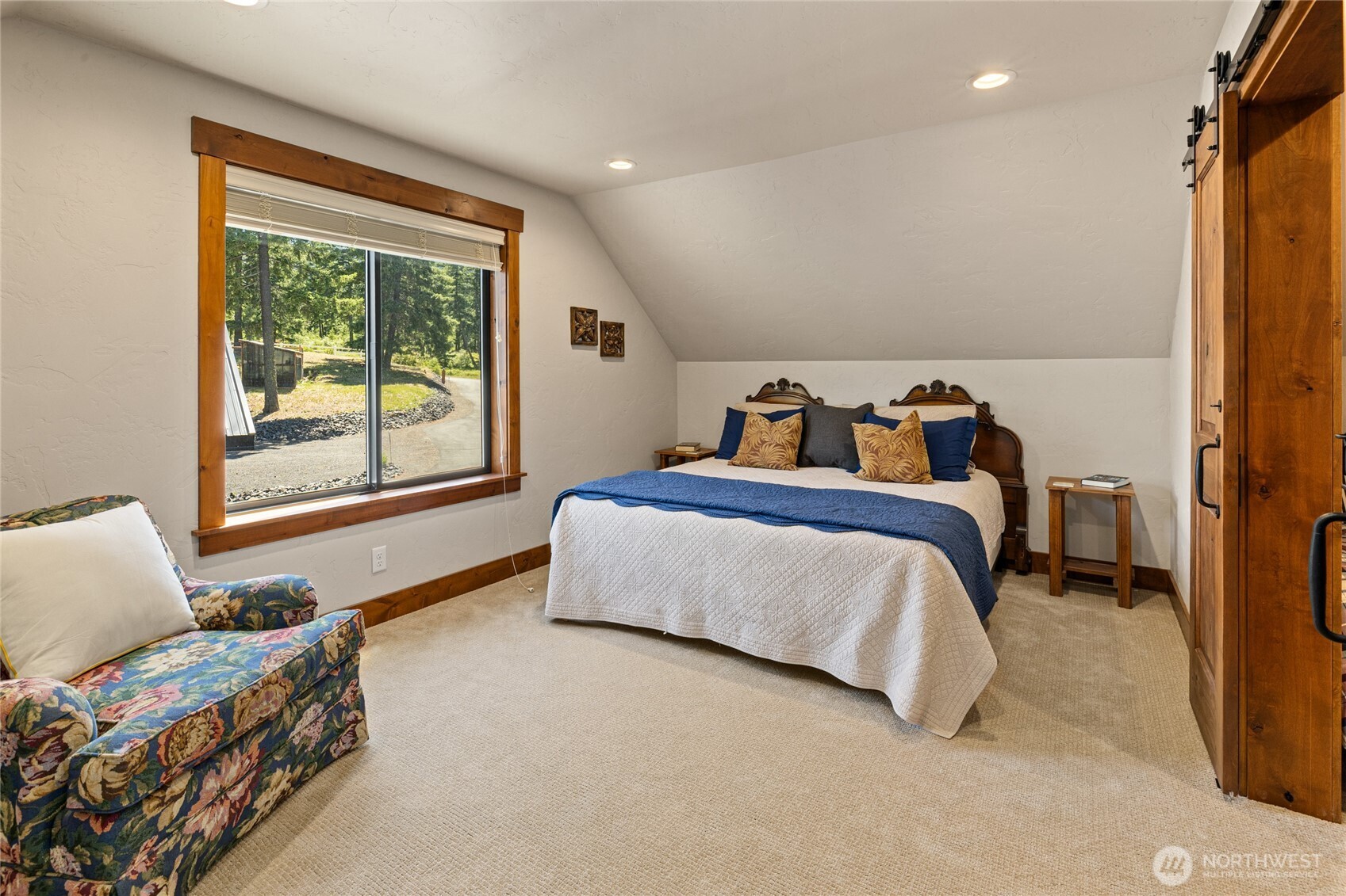 571 Colfax Road Property Photo 26