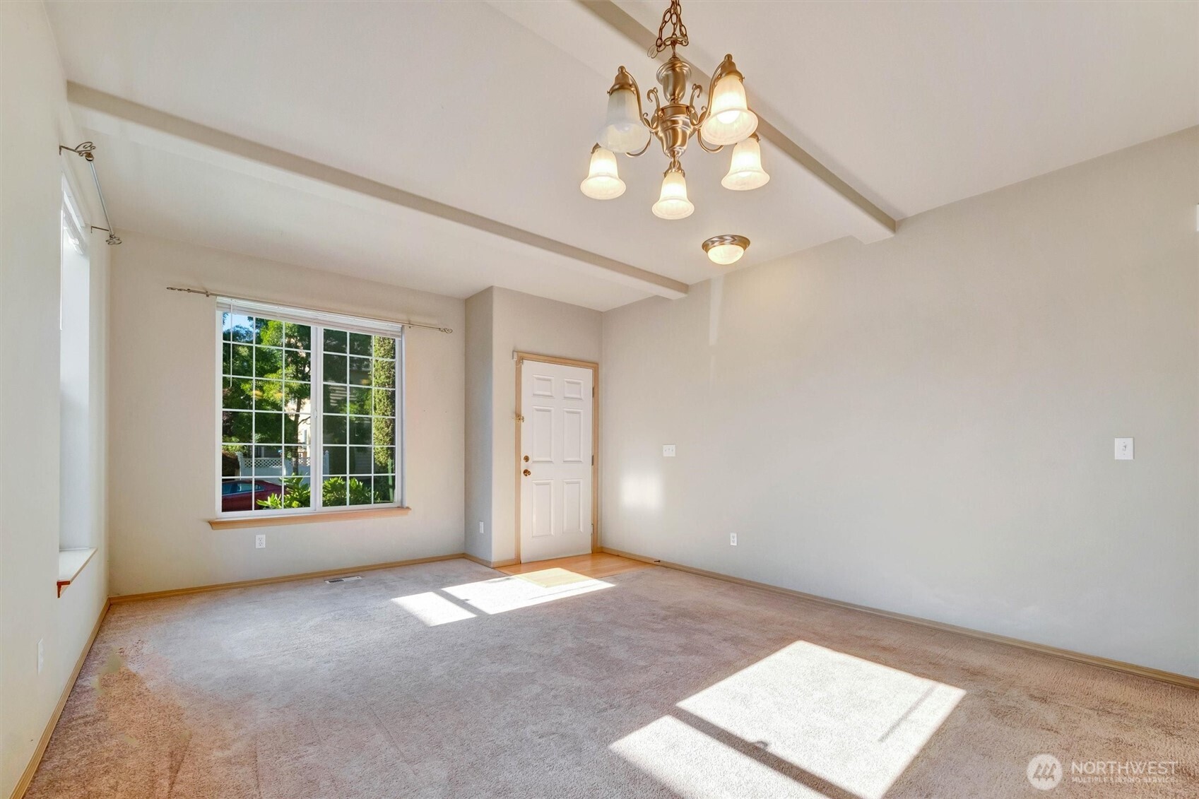 2426 Stafford Way Property Photo 6