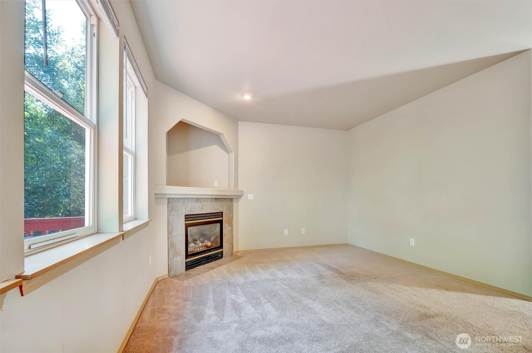 2426 Stafford Way Property Photo 11
