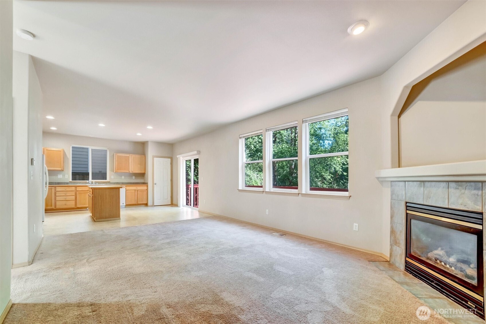 2426 Stafford Way Property Photo 12