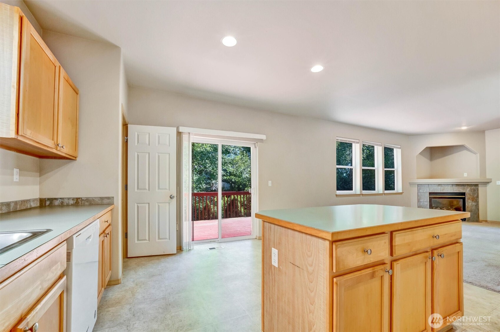 2426 Stafford Way Property Photo 18