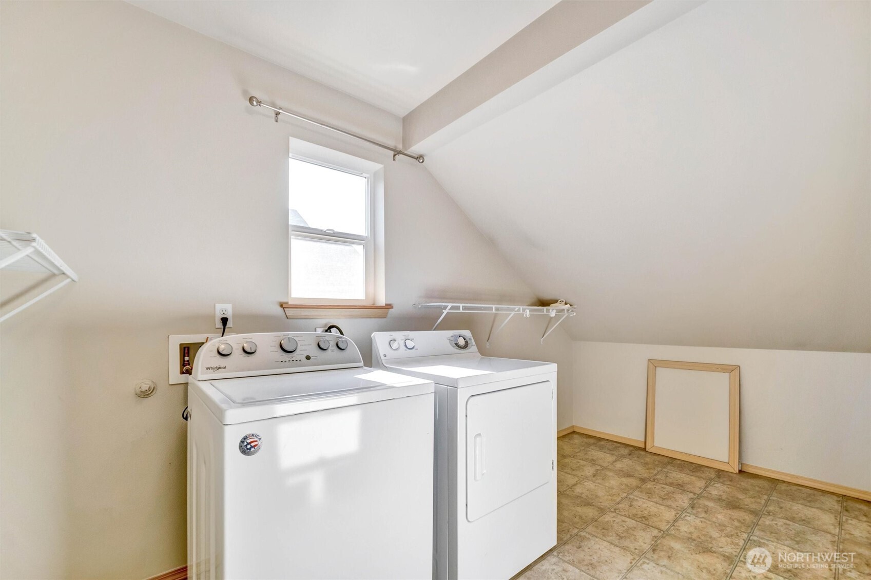 2426 Stafford Way Property Photo 21