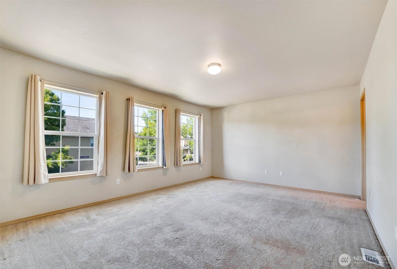 2426 Stafford Way Property Photo 22