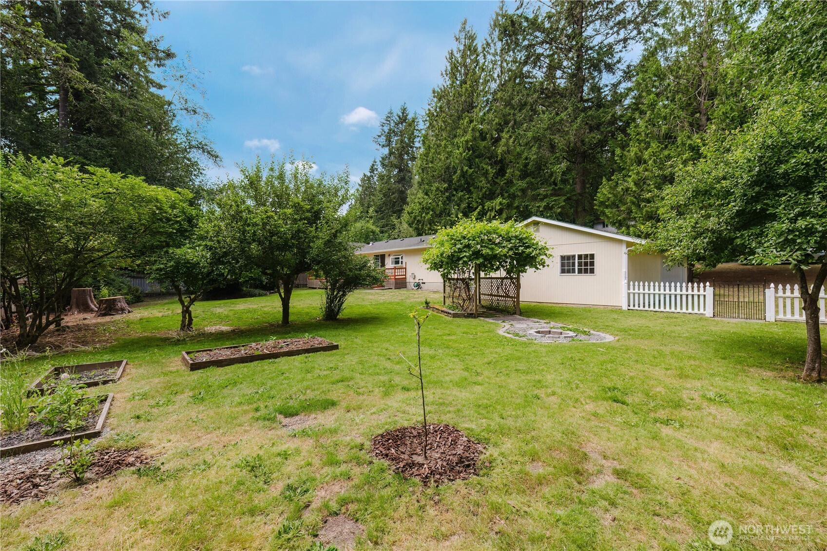 4014 Silver Lane Property Photo 32