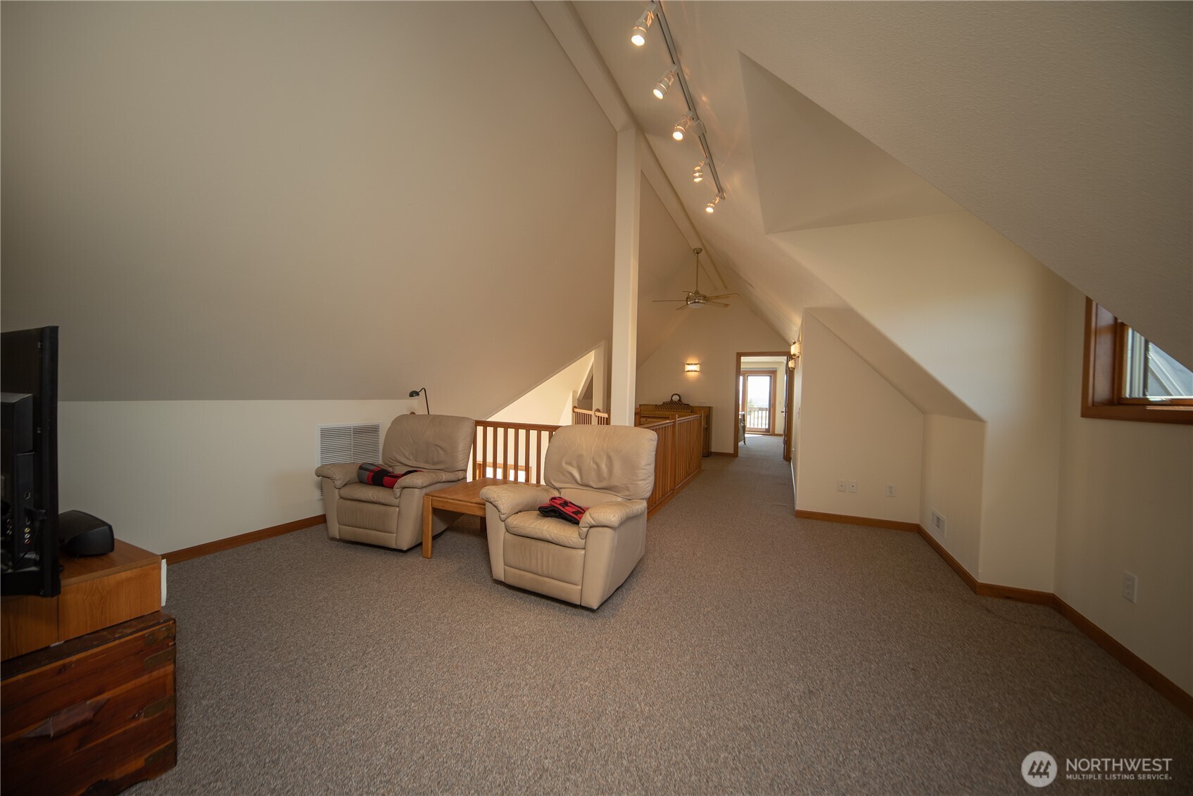 4405 Cove Road Property Photo 23