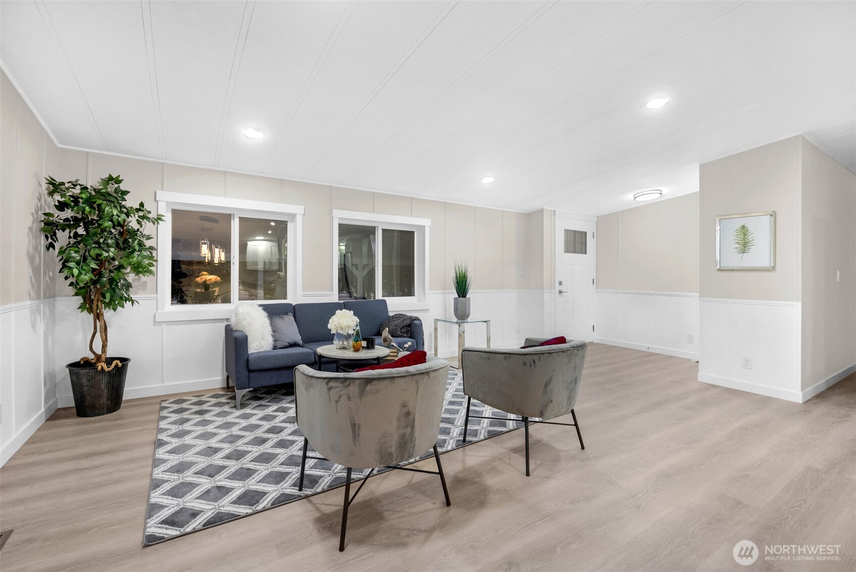 931 236th Place Property Photo 8