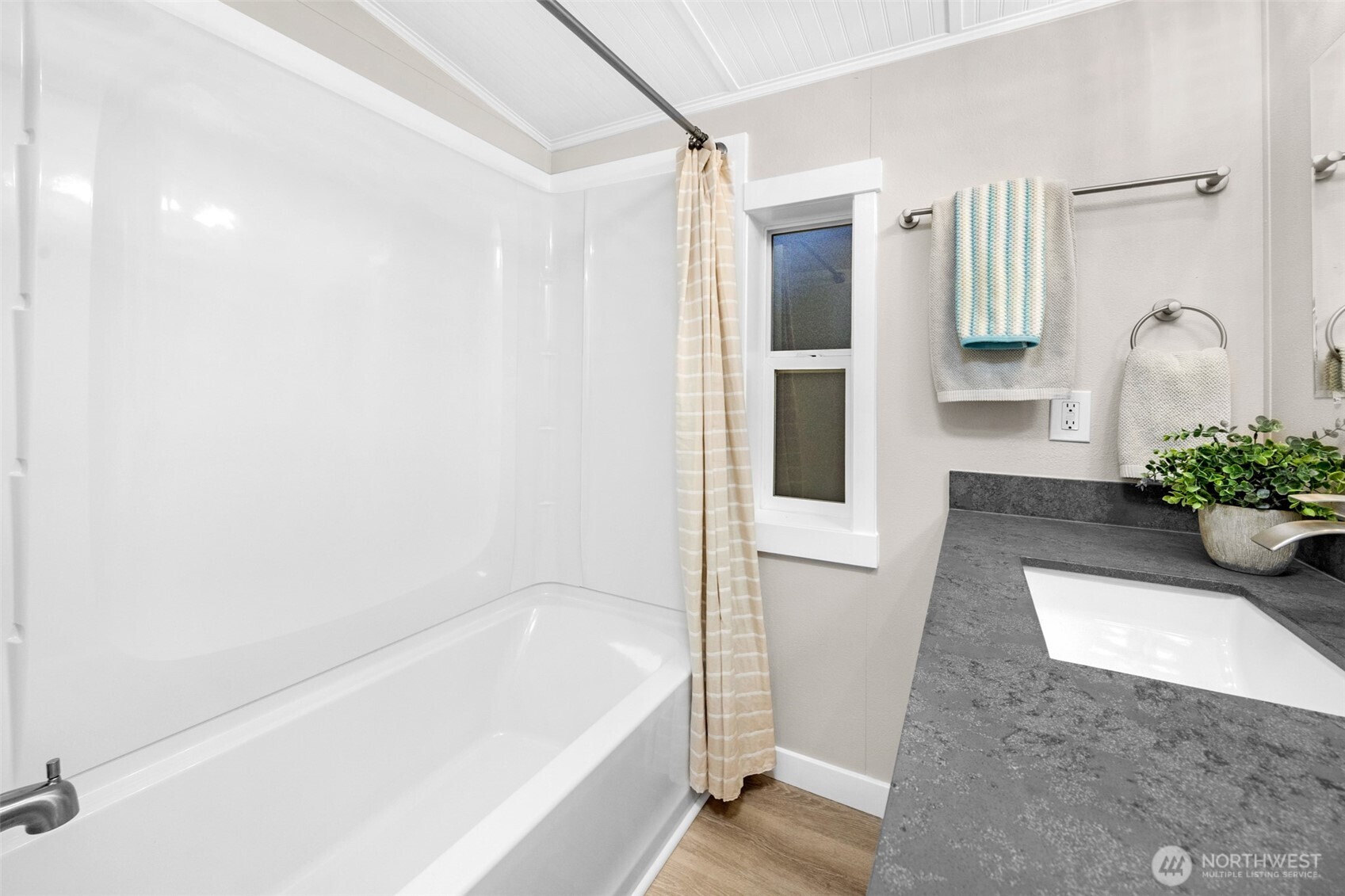 931 236th Place Property Photo 17