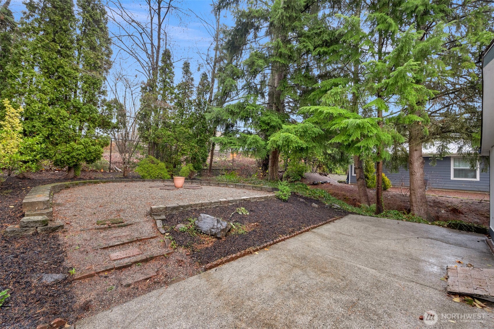 931 236th Place Property Photo 24