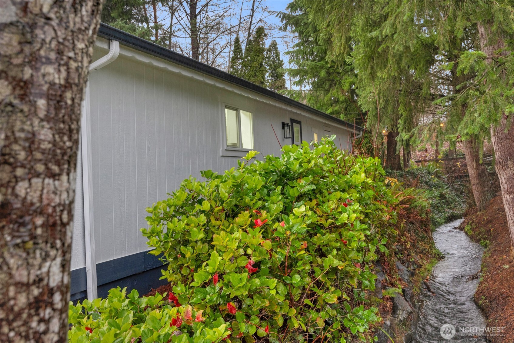 931 236th Place Property Photo 26
