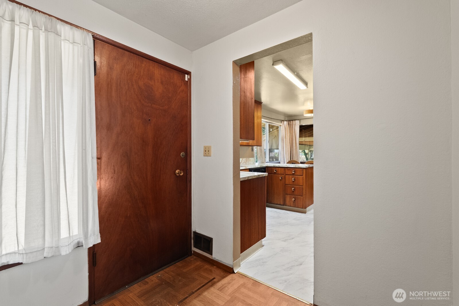 2224 168th Street Property Photo 6