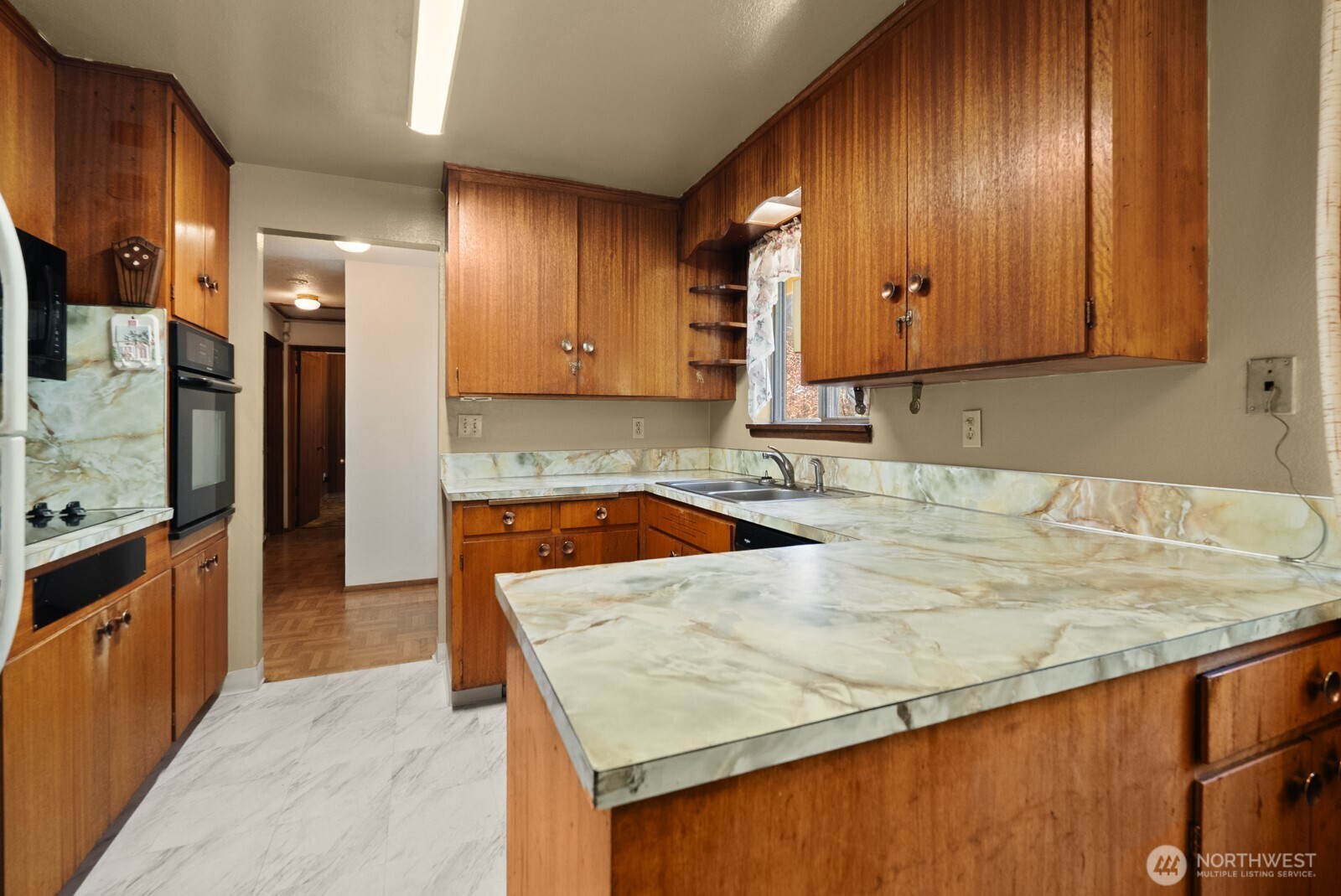 2224 168th Street Property Photo 9