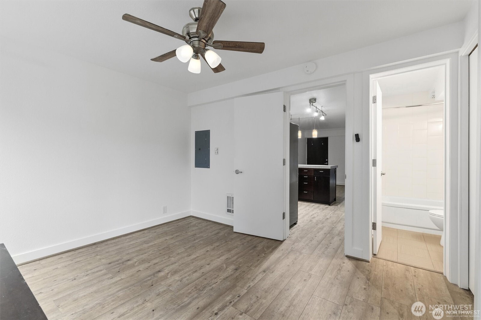752 Bellevue Avenue 202 Property Photo 11