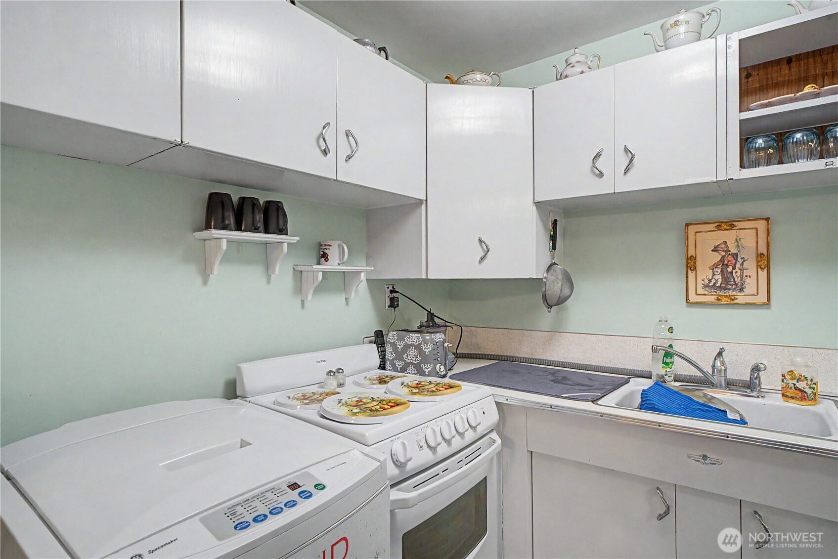 709 S Hawthorne Drive Property Photo 11