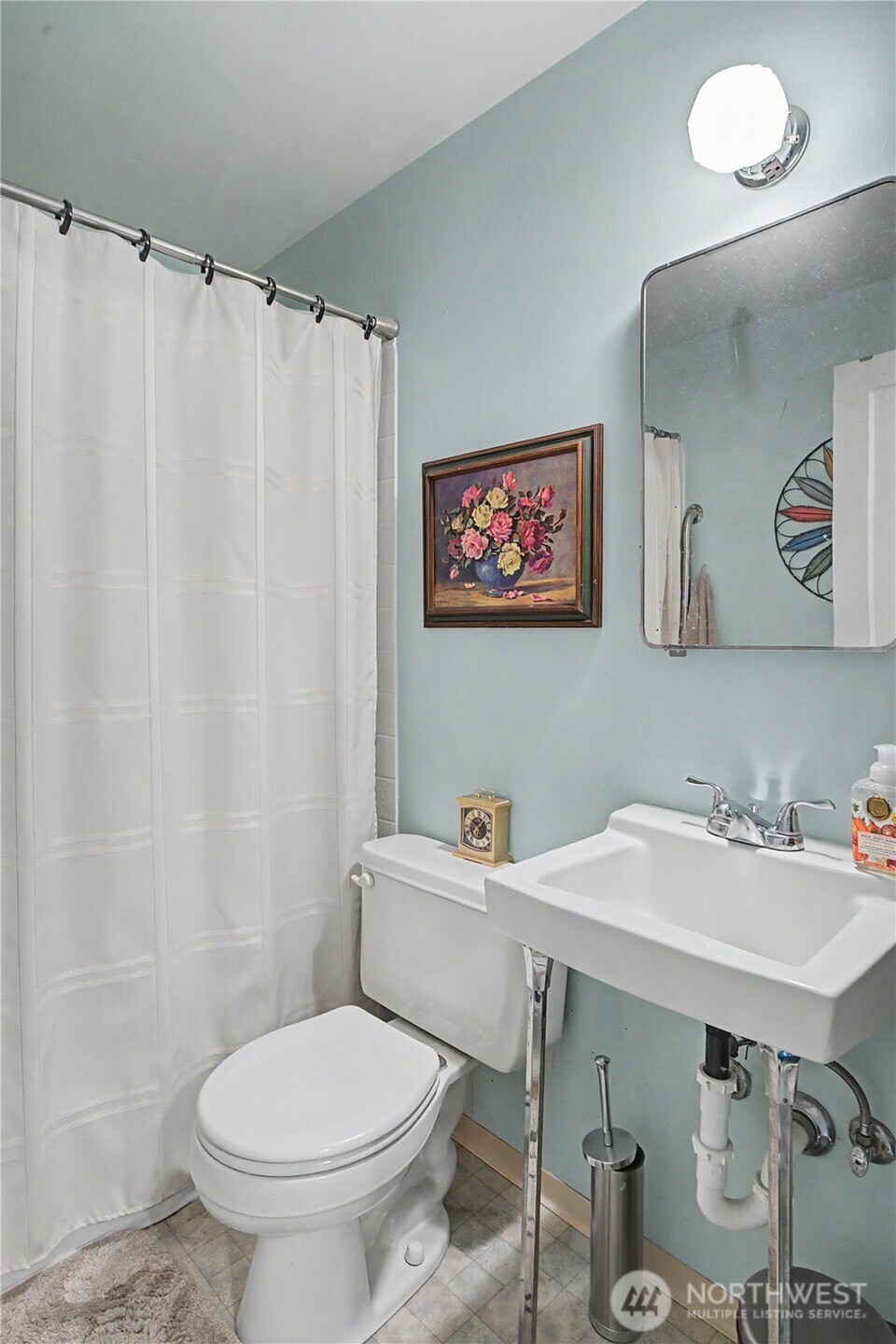 709 S Hawthorne Drive Property Photo 16