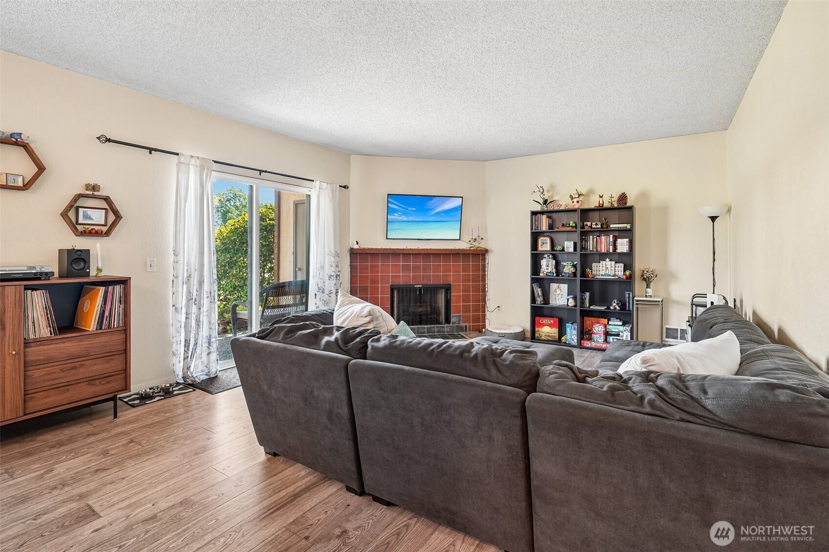 23301 Lakeview Drive A101 Property Photo 11