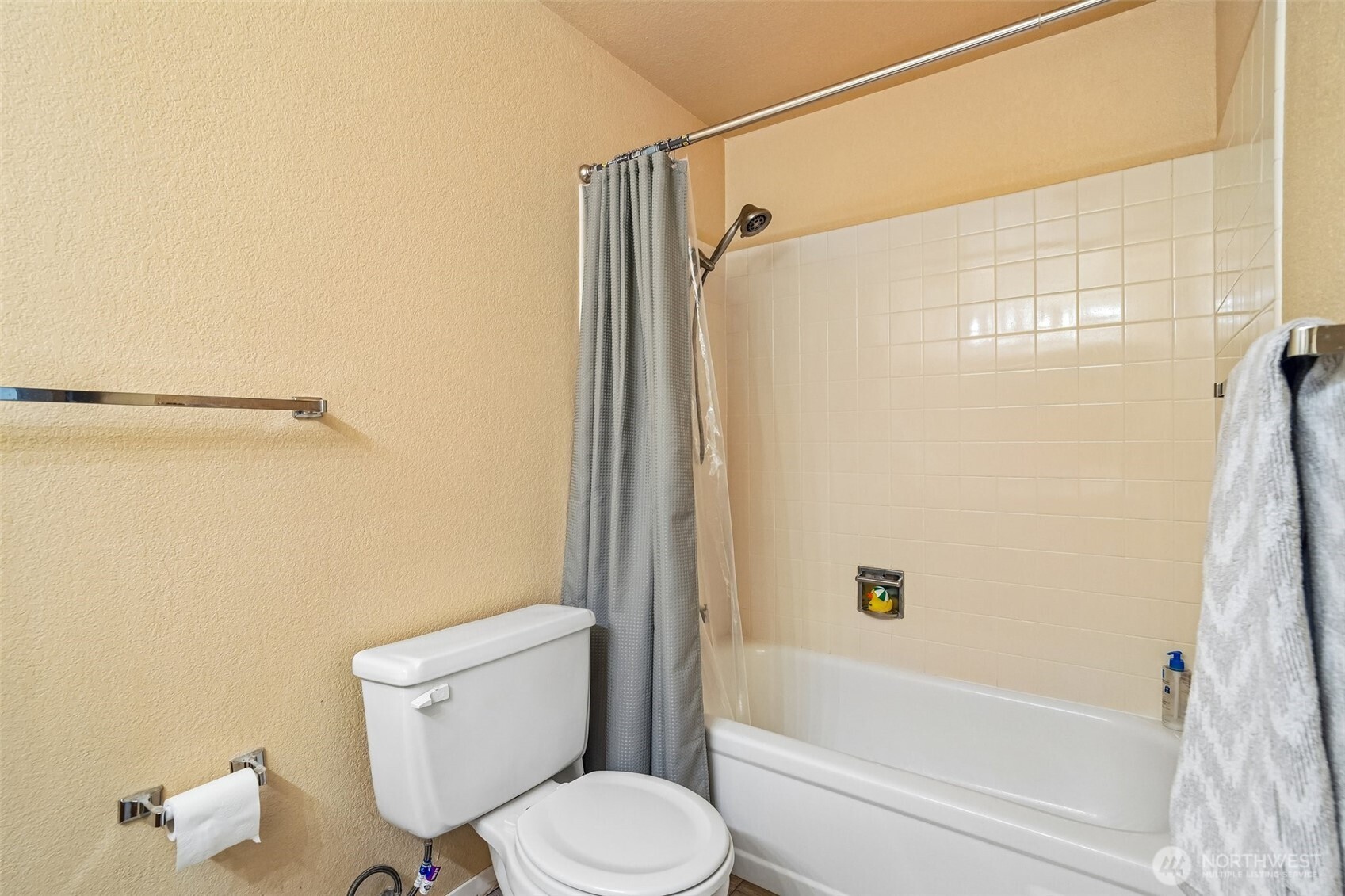 23301 Lakeview Drive A101 Property Photo 16