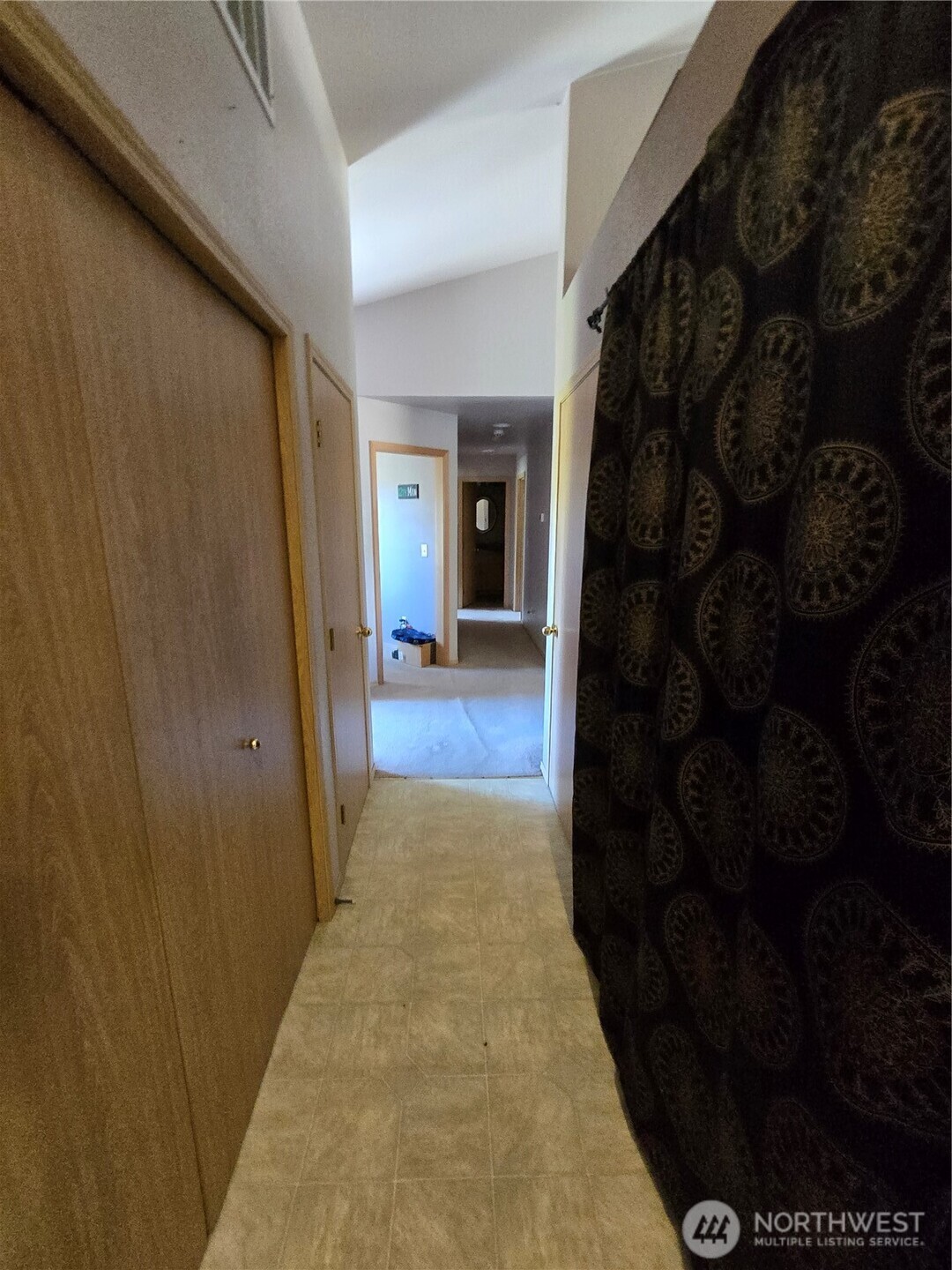 15407 8th Avenue Court Property Photo 6