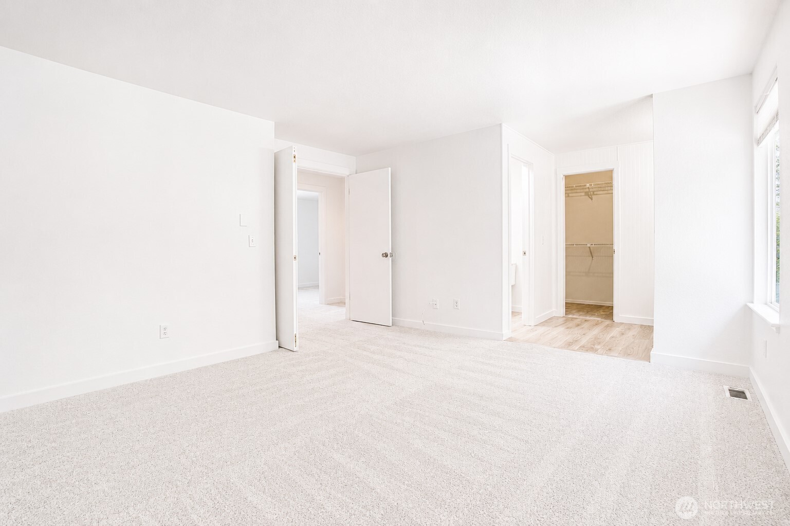 10529 53rd Avenue Property Photo 17