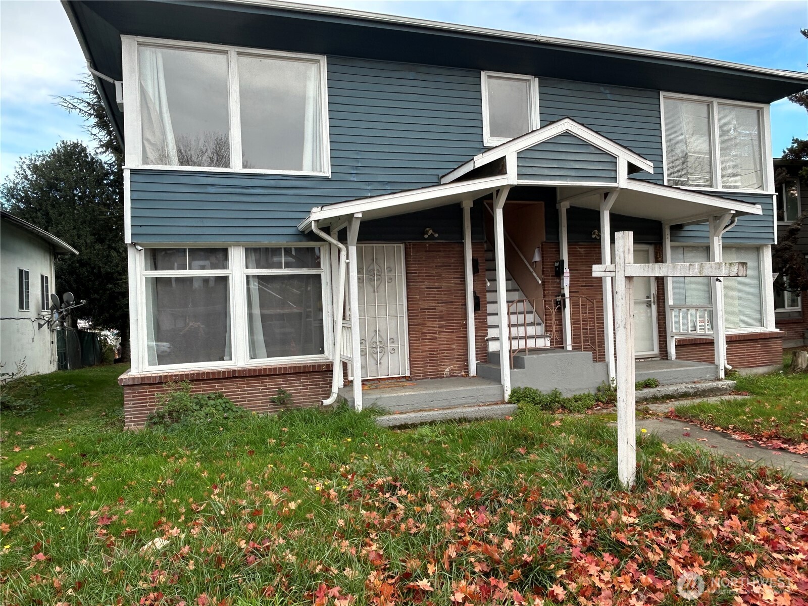 5050 MARTIN LUTHER KING JR WAY S Property Photo 1