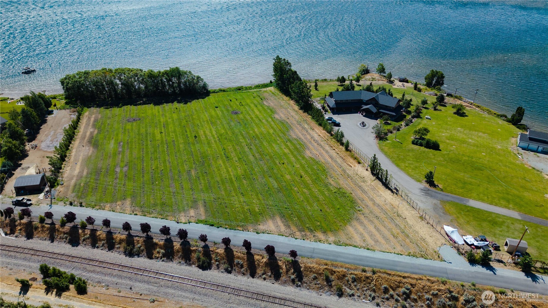 2 Stennes Drive Property Photo 21