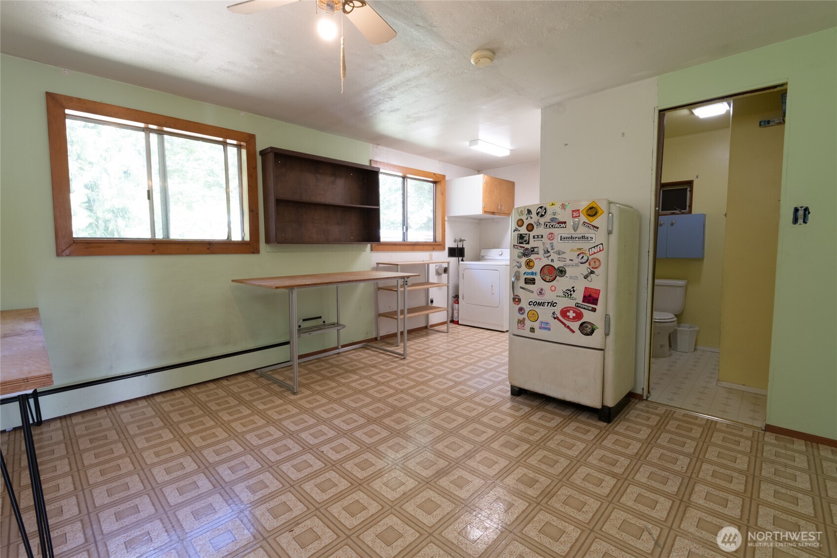 14808 Larch Way Property Photo 10