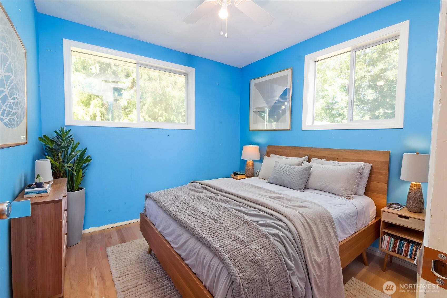 14808 Larch Way Property Photo 15