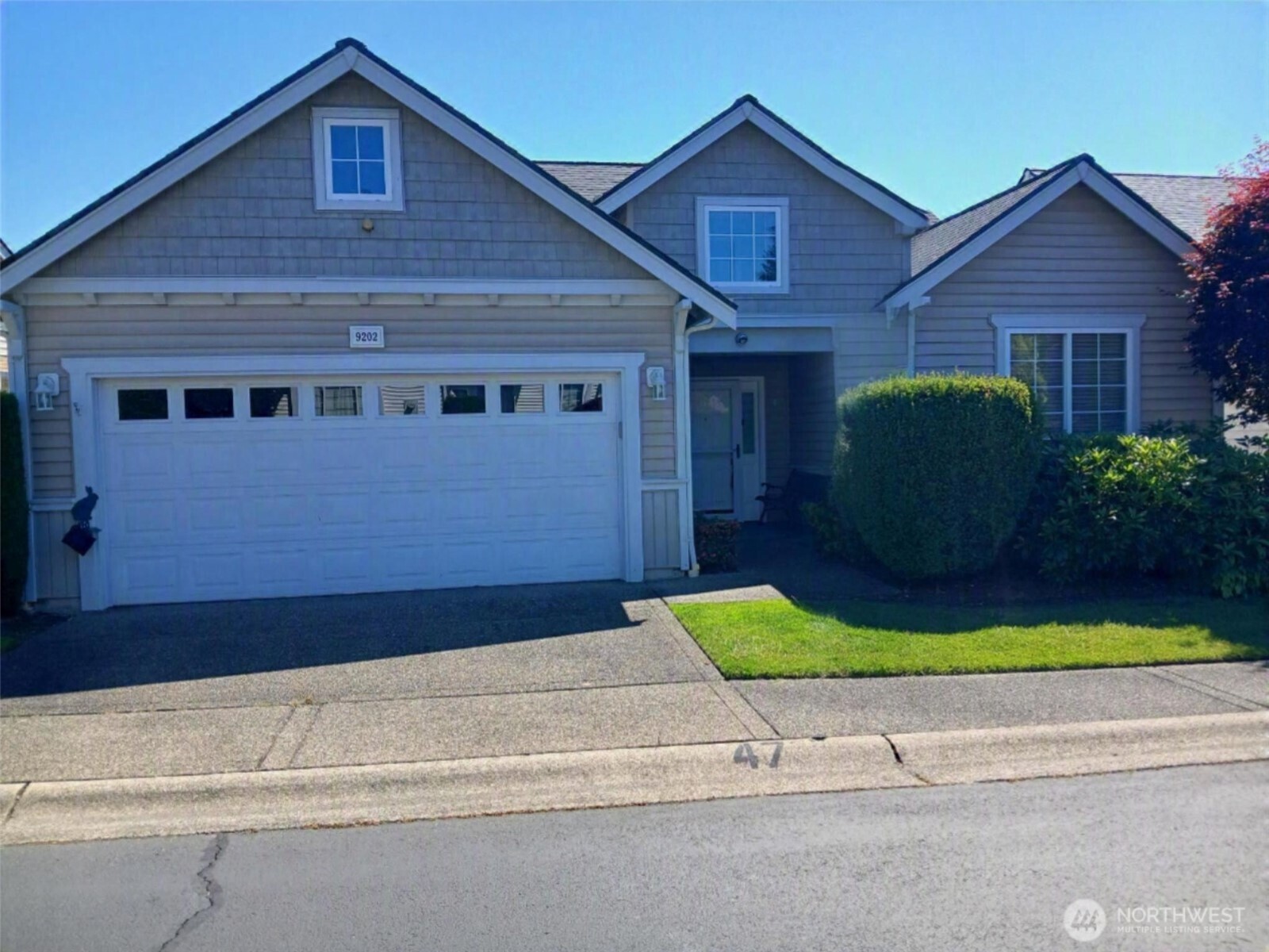 9202 169th Street Property Photo 1