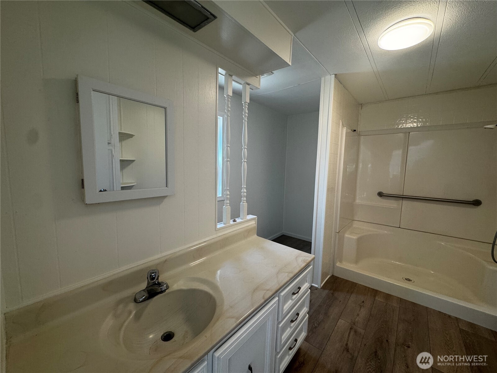 111 Dryke Road 27 Property Photo 25