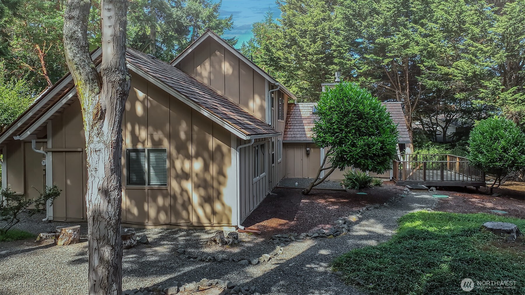 10 Windship Drive Property Photo 13
