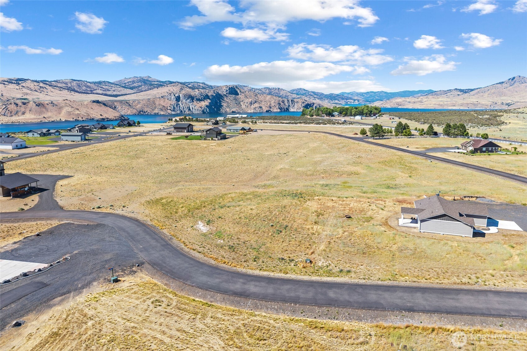 44290 Sanpoil Property Photo 5