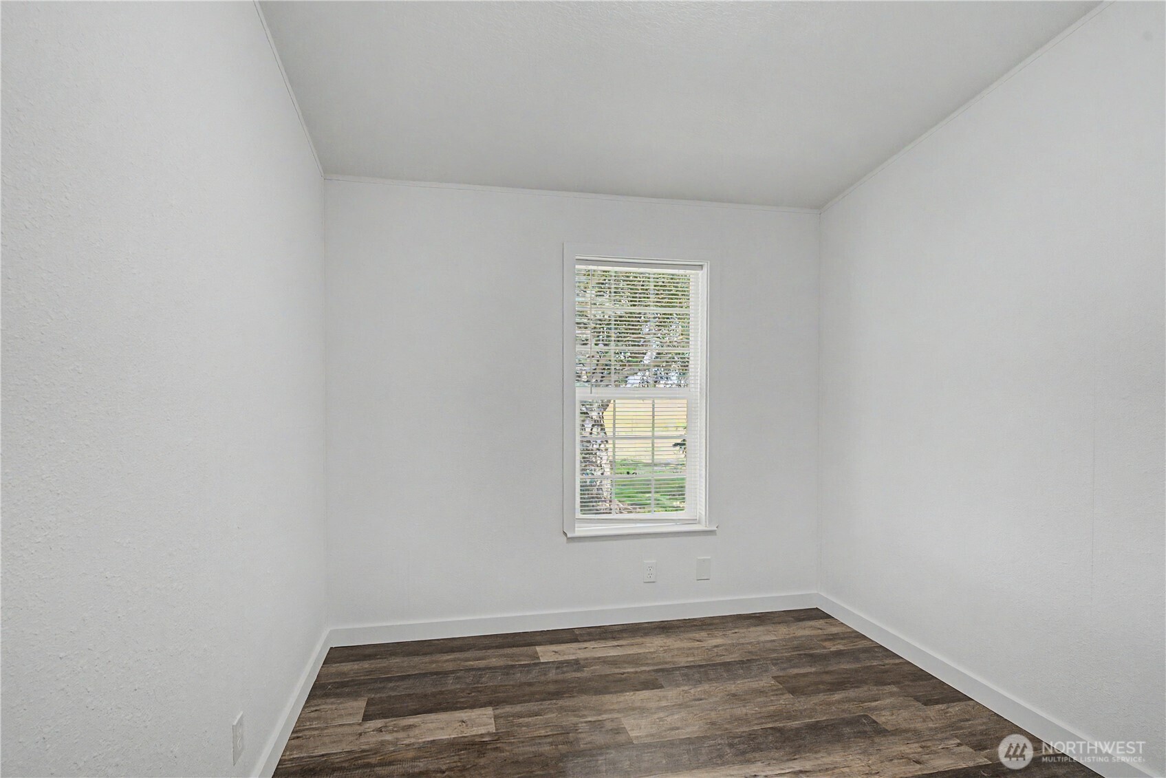 18518 Road 8.5 Property Photo 26