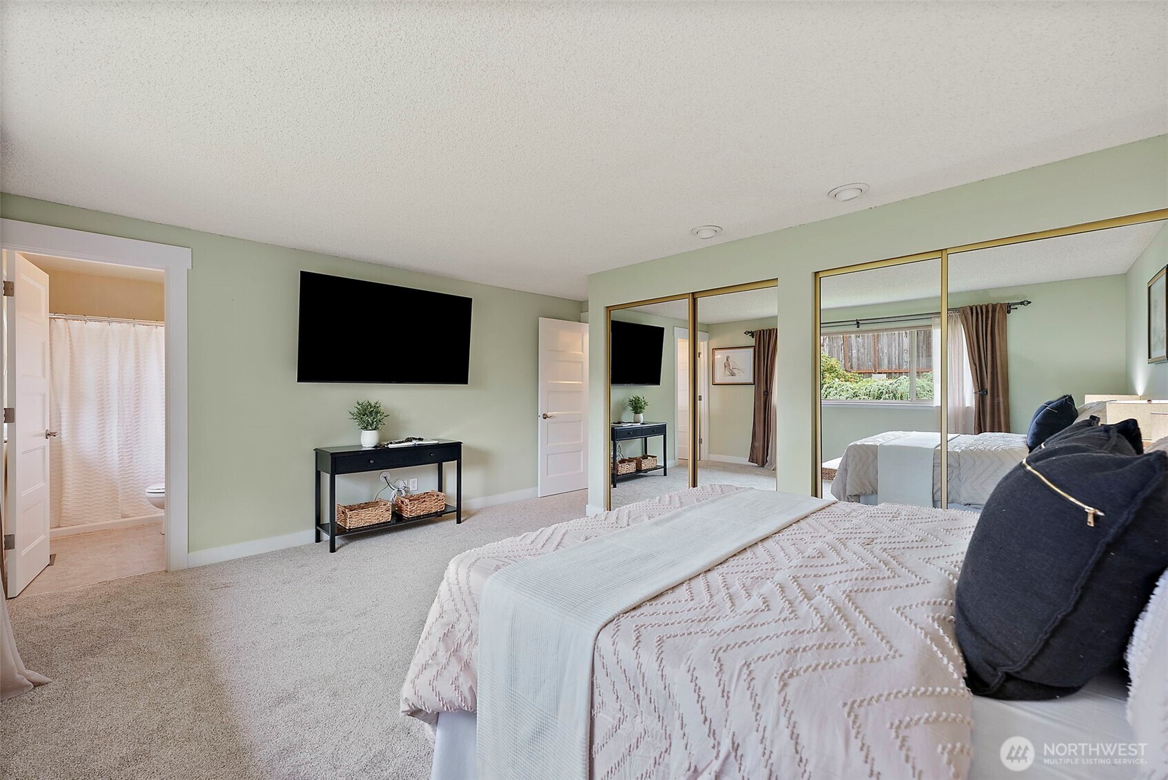 4822 N Huson Street Property Photo 20