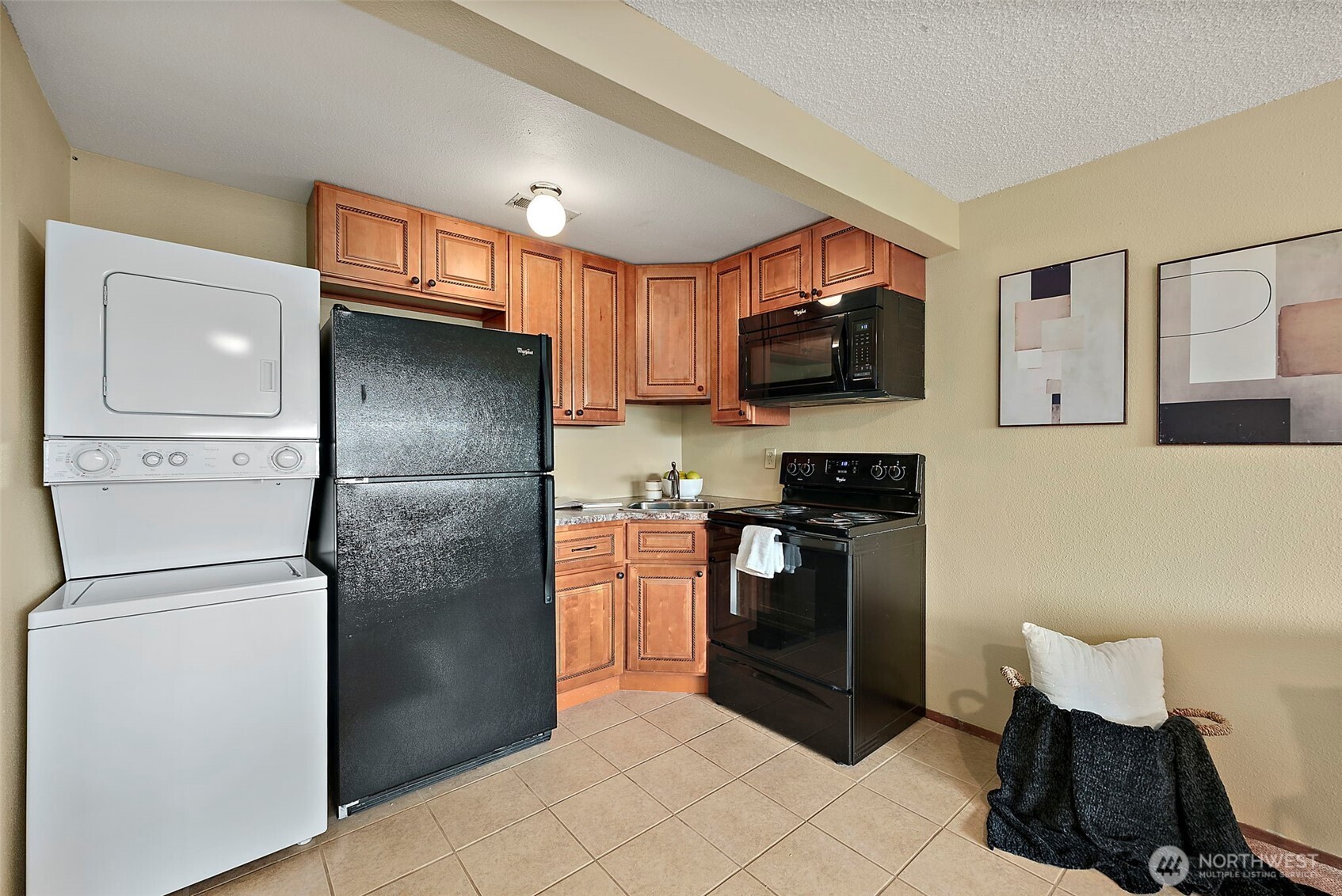4822 N Huson Street Property Photo 28