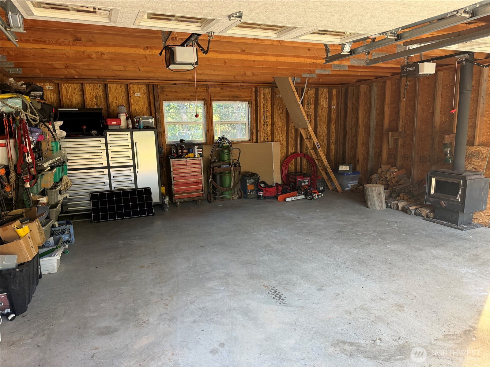 1330 Black Hawk Drive Property Photo 6