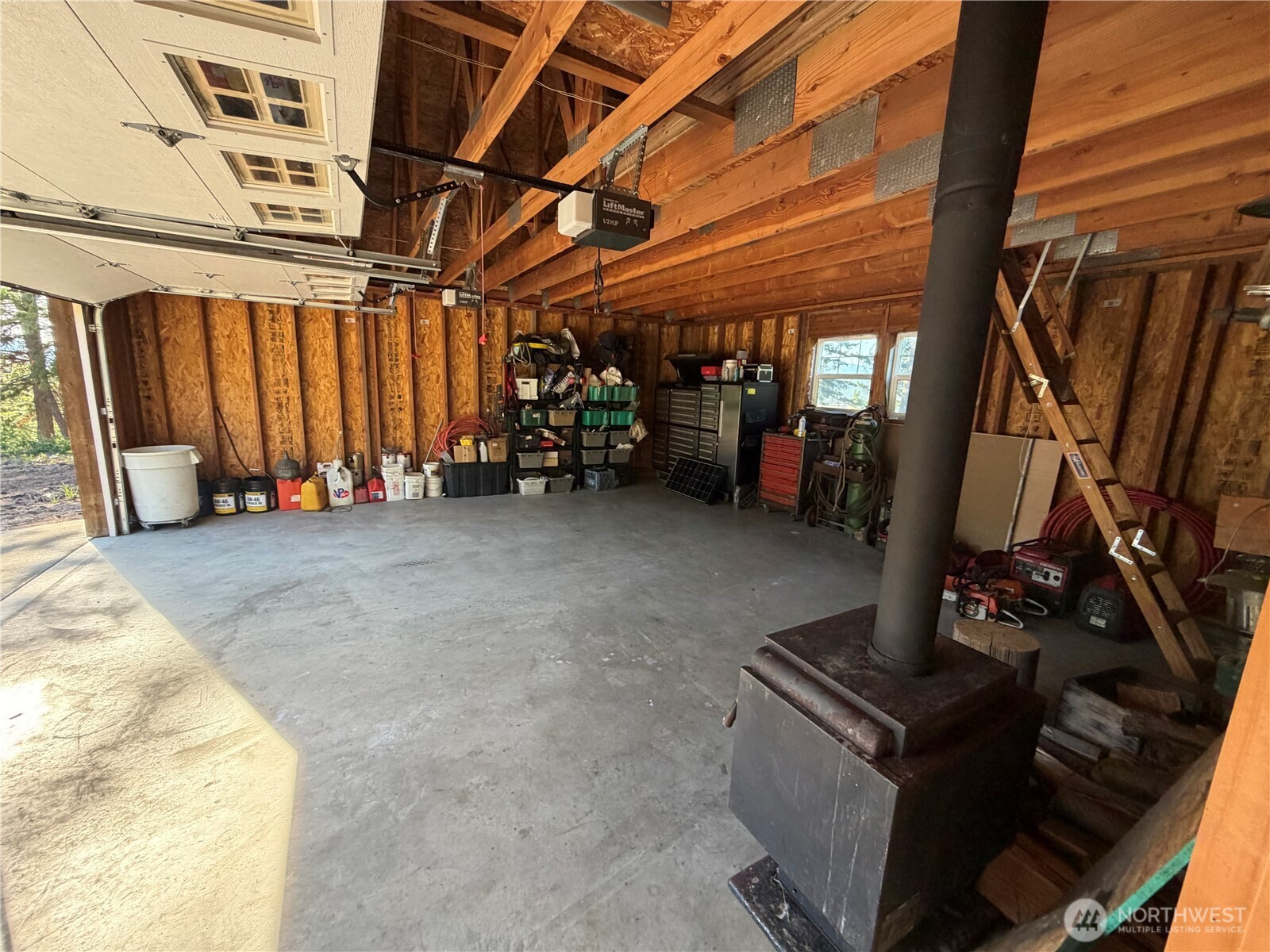 1330 Black Hawk Drive Property Photo 8