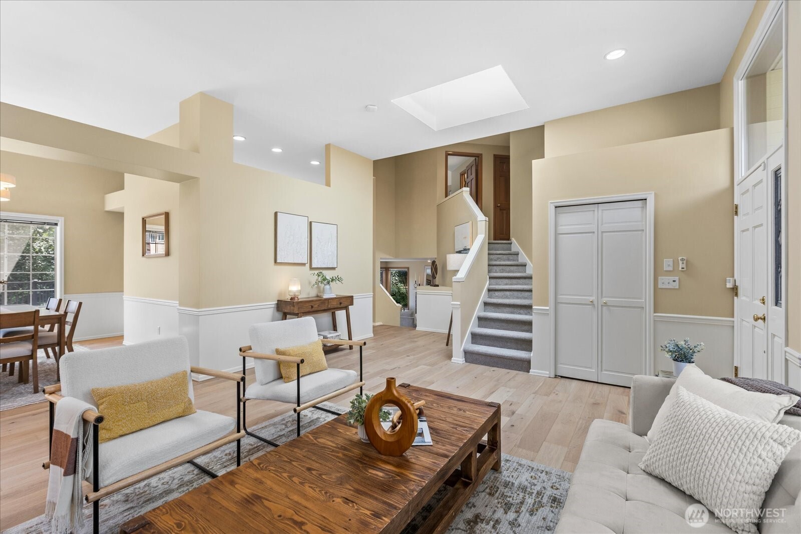 14411 12th Drive Property Photo 5
